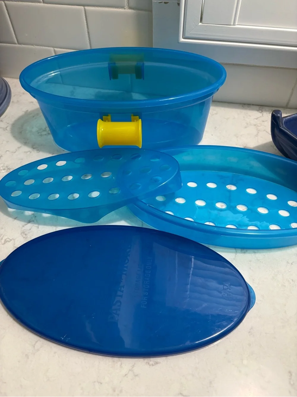 Pasta N More blue  Oval microwave pasta cooker